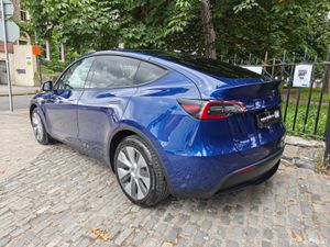 2024 (241) Tesla Model Y RWD - Image 2