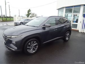 Hyundai Tucson IX35 EXECUTIVE PLUS DIESEL 5 5DR - Image 2
