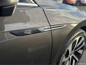 Volkswagen Arteon R LINE TSI PHEV S- DSG..12 MONTH - Image 4