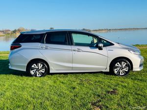 Honda Shuttle 2022 Shuttle Hybrid Metallic silver, - Image 4
