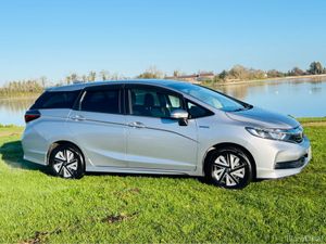 Honda Shuttle 2022 Shuttle Hybrid Metallic silver, - Image 3