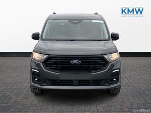 Ford Tourneo Connect Tourneo Connect  LWB Titanium - Image 2