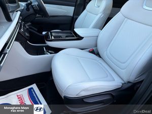 Hyundai Tucson PLATINUM 1.6 PETROL PLUG IN HYBRID - Image 4