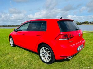 Volkswagen Golf AUTO / HI LINE / FINANCE AVAILABLE - Image 4