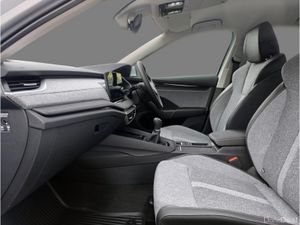 Skoda Octavia COMBI SELECTION PLUS+ 2.0 TDI 115HP- - Image 2