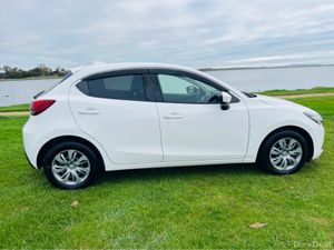 Mazda Demio AUTO / FINANCE AVAILABLE - Image 4