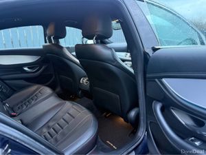 Mercedes-Benz CLS 2018 CLS CLASS 300 D AMG LINE - Image 3