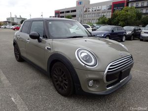 Mini Cooper 1.5 COOPER STEALTH SERIES 5DR AUTOMATI - Image 2