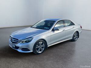 Mercedes-Benz E-Class 220 BLUETEC SE 4DR AUTO CDI - Image 2