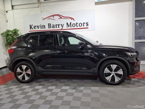 Volvo XC40 T4 PLUS DARK RECHARGE AUTOMATIC **ONE O - Image 4