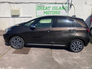 Honda Fit 1.5i Petrol Hybrid Automatic Luxe Model - Image 2