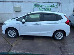 Honda Fit 1.5i Petrol Hybrid L Automatic - Image 3