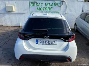 Toyota Yaris 1.0i PETROL AUTOMATIC - Image 3