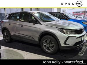 Opel Grandland X 1.2 130BHP - Image 4