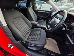 Audi A3 ( 142 REG ) SALOON 1.4 TFSI PRIVACY GLASS - Image 3