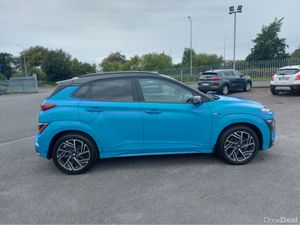 Hyundai KONA KAUAI 2TONE 5DR PETROL - Image 2