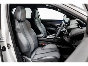 Peugeot 3008 Allure 1.5 Diesel Auto 130HP - Image 3