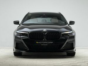 BMW 5-Series 530E M SPORT - Image 2