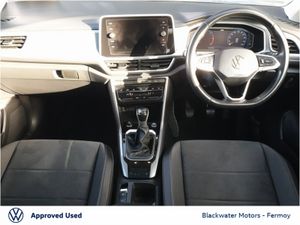 Volkswagen T-Roc 2.0TDI 116BHP STYLE PL WITH WINTE - Image 3