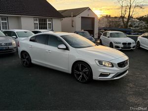 Volvo S60 2.0 D4 R DESIGN PLUS DIESEL AUTOMATIC // - Image 3