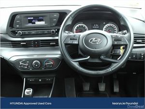 Hyundai i20 CLASSIC - ONE OWNER - Image 4