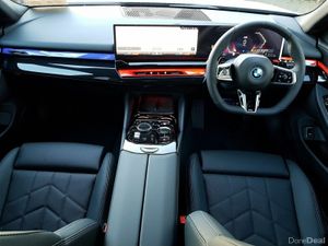 BMW 5-Series 530e M Sport Saloon - Image 4