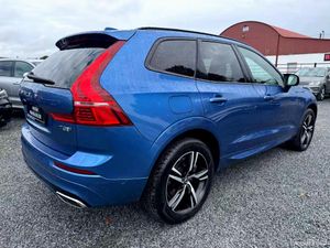 202 VOLVO XC60 R DESIGN T8 AWD MEGA SPEC - Image 2