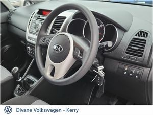 Kia Venga 1.4 PETROL - Image 4