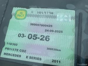 JAN SALE 🛞 Mercedes-Benz E-Class 2011 - Image 4