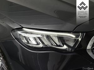 Mercedes-Benz E-Class E220d  AMG Line - Image 4