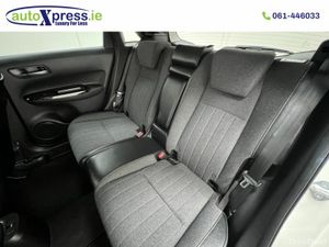 Honda Fit 1.5 E:HEV HOME Automatic, Reversing came - Image 4