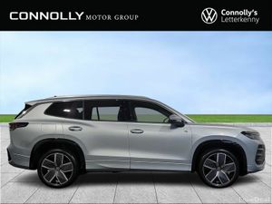 Volkswagen Tayron R-Line 75 1.5 PHEV  *SUNROOF* FR - Image 4