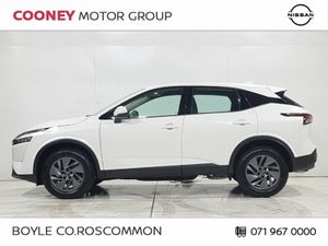 Nissan Qashqai 1.3 PET MILD HYBRID SV FULL SERVICE - Image 4