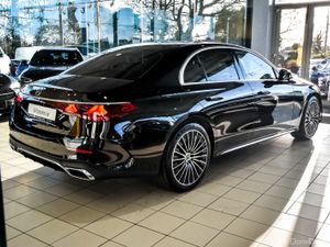 Mercedes-Benz E-Class E300de AMG Plus 328bhp PHEV - Image 4