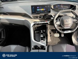 Peugeot 5008 1.2 Hybrid 136bhp E-DCS6 GT - Image 4