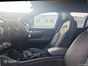 Volvo XC40 T5 "Plug In Hybrid" (262hp) R-Design Pr - Image 3