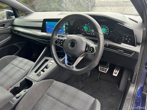Volkswagen Golf 2021    €23500 on Irish Plates - Image 4