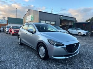 Mazda 2 Auto *FR/REAR PARKING SENSORS* - Image 2
