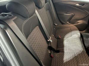 Vauxhall Astra 2016 - Image 4