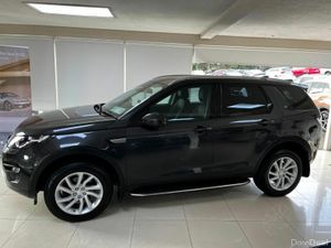 Land Rover Discovery Sport TD4 SE Automatic 7 seat - Image 4