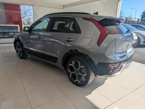 Kia Niro PHEV Special Edition (Sunroof) - Image 2