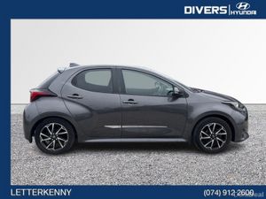 Toyota Yaris Luna Sport - Image 4