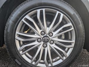 Toyota C-HR SOL 2022 / AUTO/ NEW NCT 03/28 - Image 3