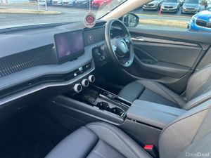 Skoda Superb SELECTION 2.0 TDI 150HP DSG - Image 3