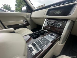 🇮🇪RANGE ROVER 3.0 VOUGE SE (PANORAMA ROOF)DIESEL - Image 4