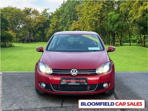 Volkswagen Golf HIGHLINE , SUNROOF // LOW MILEAGE - Image 2