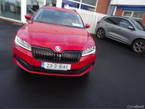 Skoda Superb C AMBITION 2.0 TDI 150  bhp Estate - Image 2