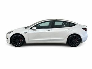Tesla Model 3 Model 3 Performance - Image 4