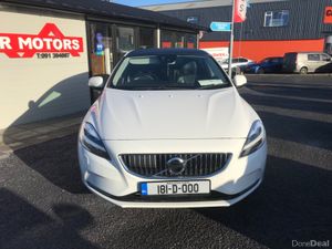 2018 VOLVO V40 AUTOMATIC TURBO DIESEL - Image 4