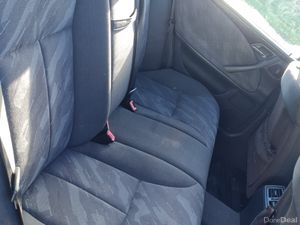 2002 Mercedes-Benz E220cdi read ad - Image 3